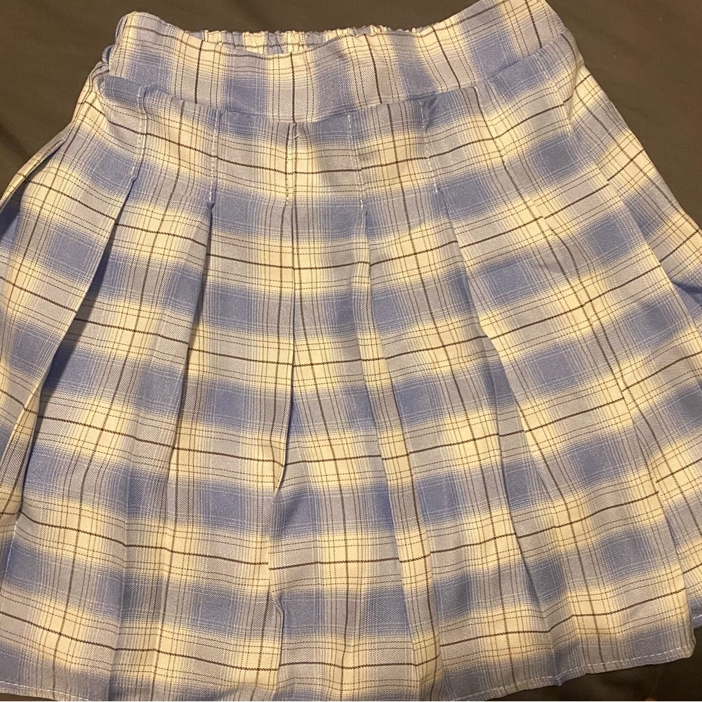 SHEIN Blue and White Pleated Skater Mini Skirt
